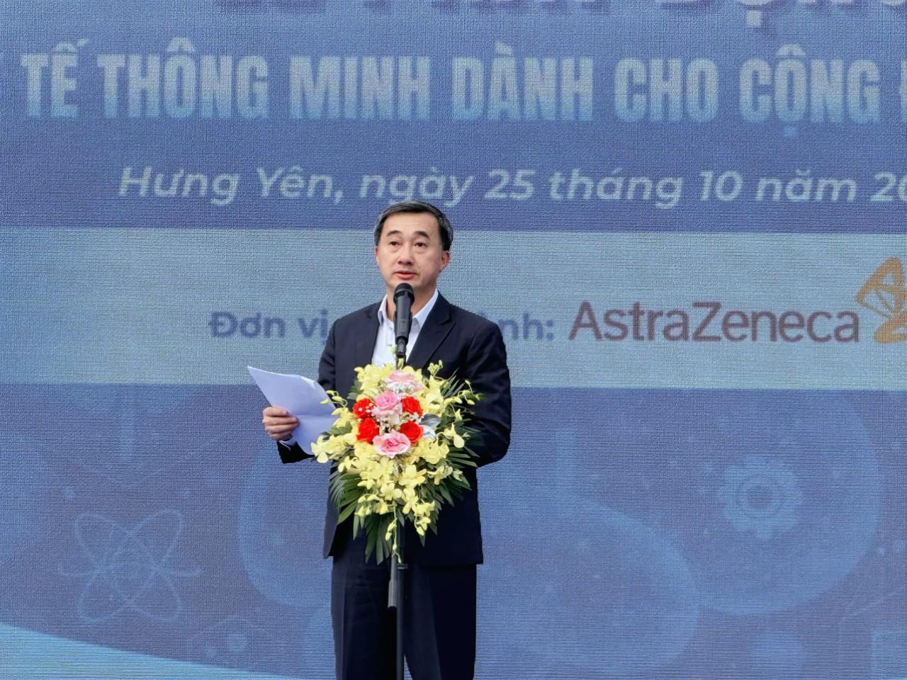 Chương trình “Tiếp cận y tế toàn diện” và lễ phát động “Y tế thông minh dành cho cộng đồng tỉnh Hưng Yên” không chỉ là hoạt động khám bệnh, tư vấn, tặng quà hay hỗ trợ sức khỏe thông thường. Ý nghĩa sâu xa của chương trình là sự khẳng định cho tư duy y tế mới từ chữa bệnh sang dự phòng...