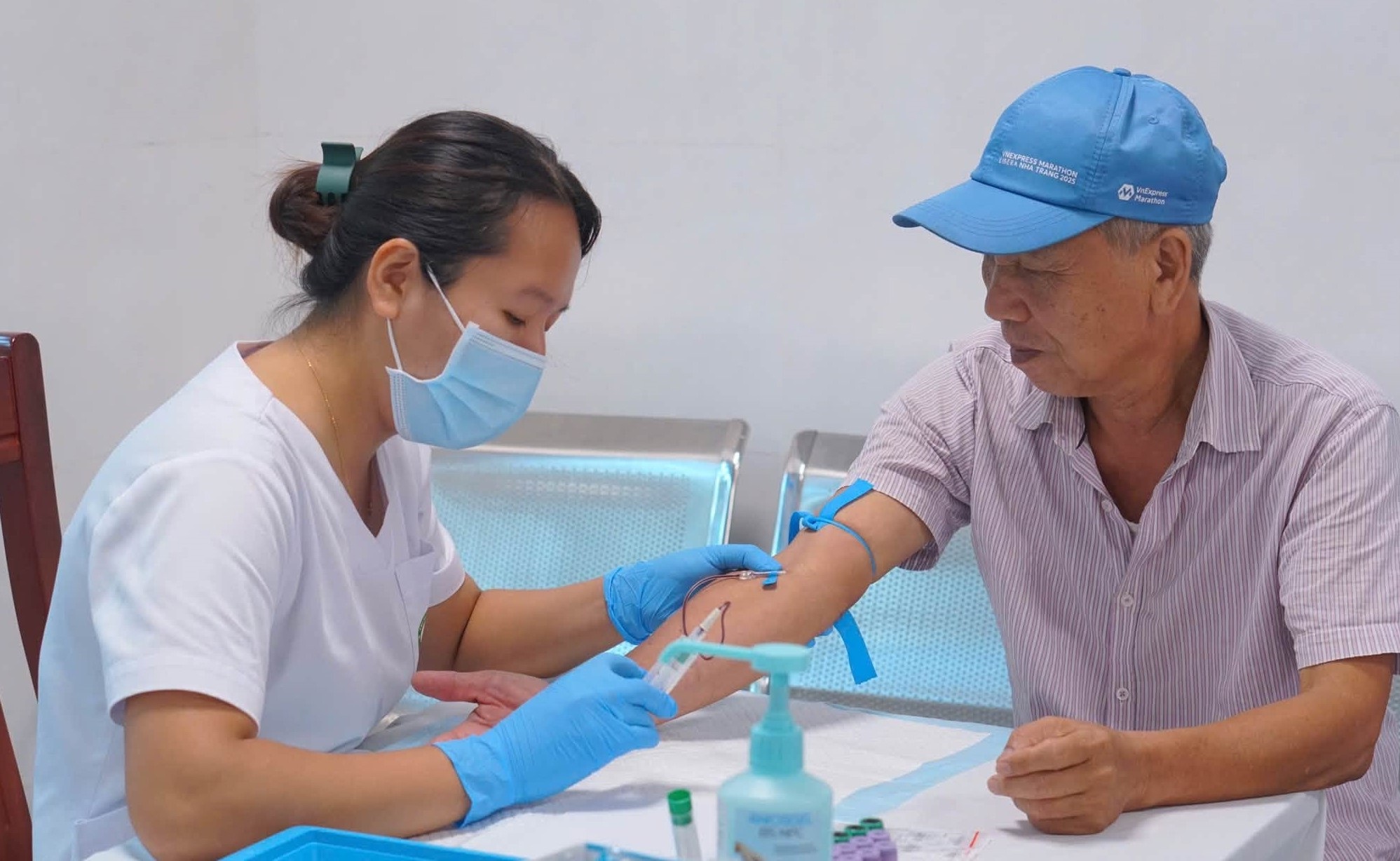 Trạm y tế xã Nghĩa Trụ nỗ lực nâng cao chất lượng chăm sóc sức khỏe nhân dân