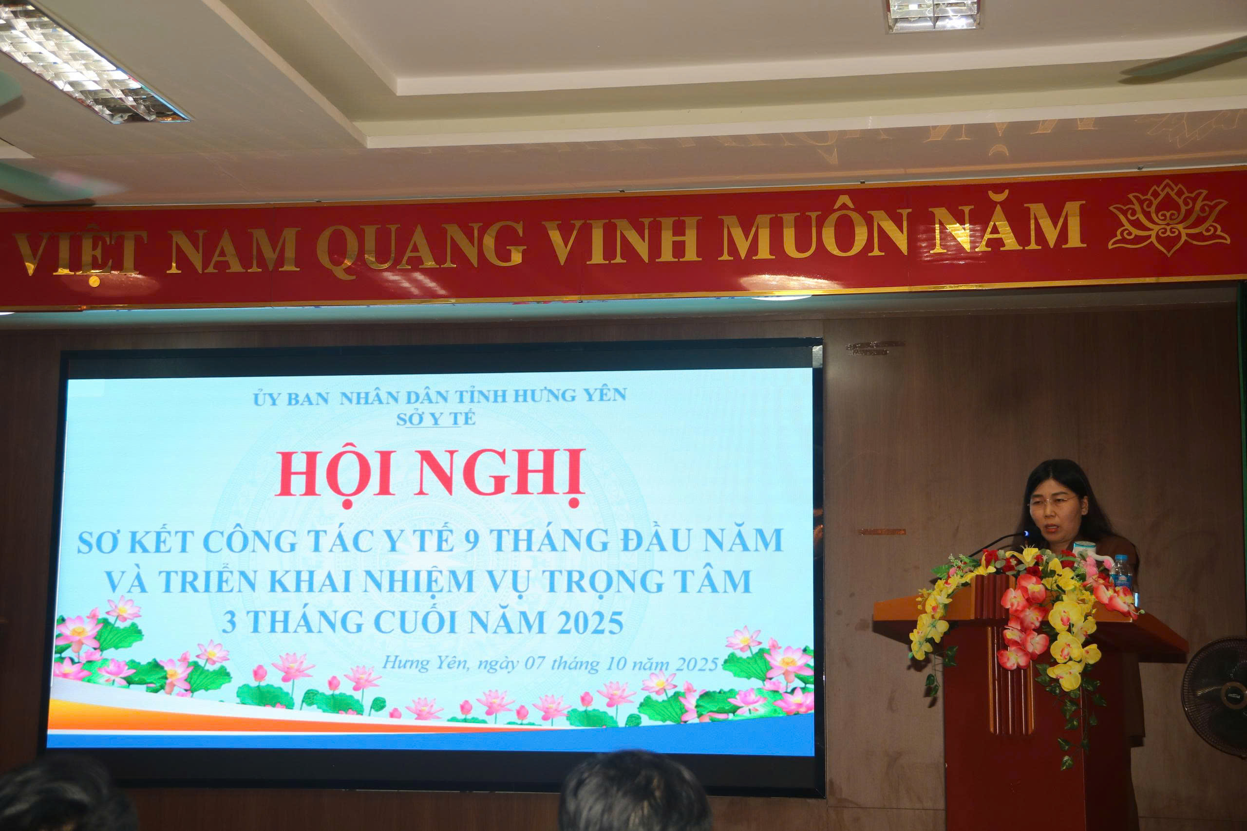 Ngành Y tế tổ chức Hội nghị sơ kết công tác y tế 9 tháng đầu năm, nhiệm vụ những tháng cuối năm