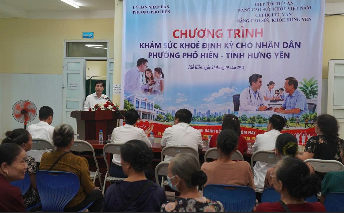 650 người dân phường Phố Hiến được khám sức khoẻ định kỳ 